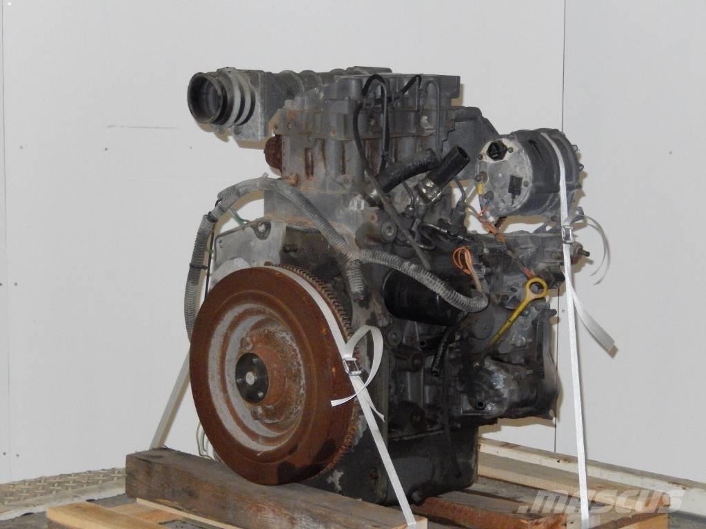 Deutz F2M1011 엔진