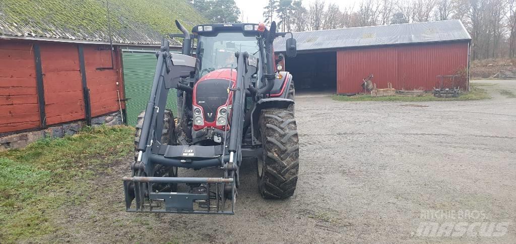 Valtra N 123 H5 트랙터