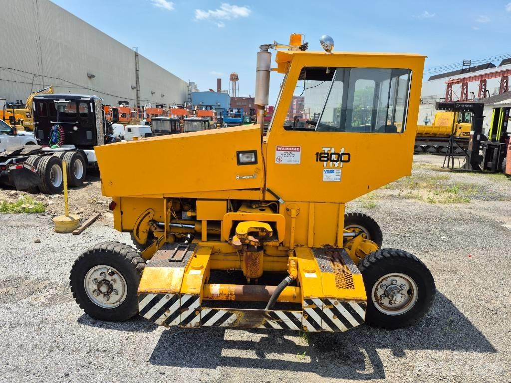  Trackmobile 1800 다목적 장비