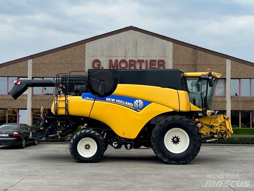 New Holland CR 9090 콤바인 수확기