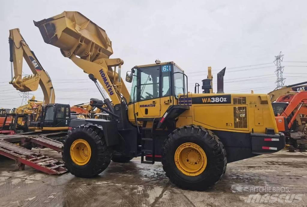 Komatsu WA 380  휠로우더