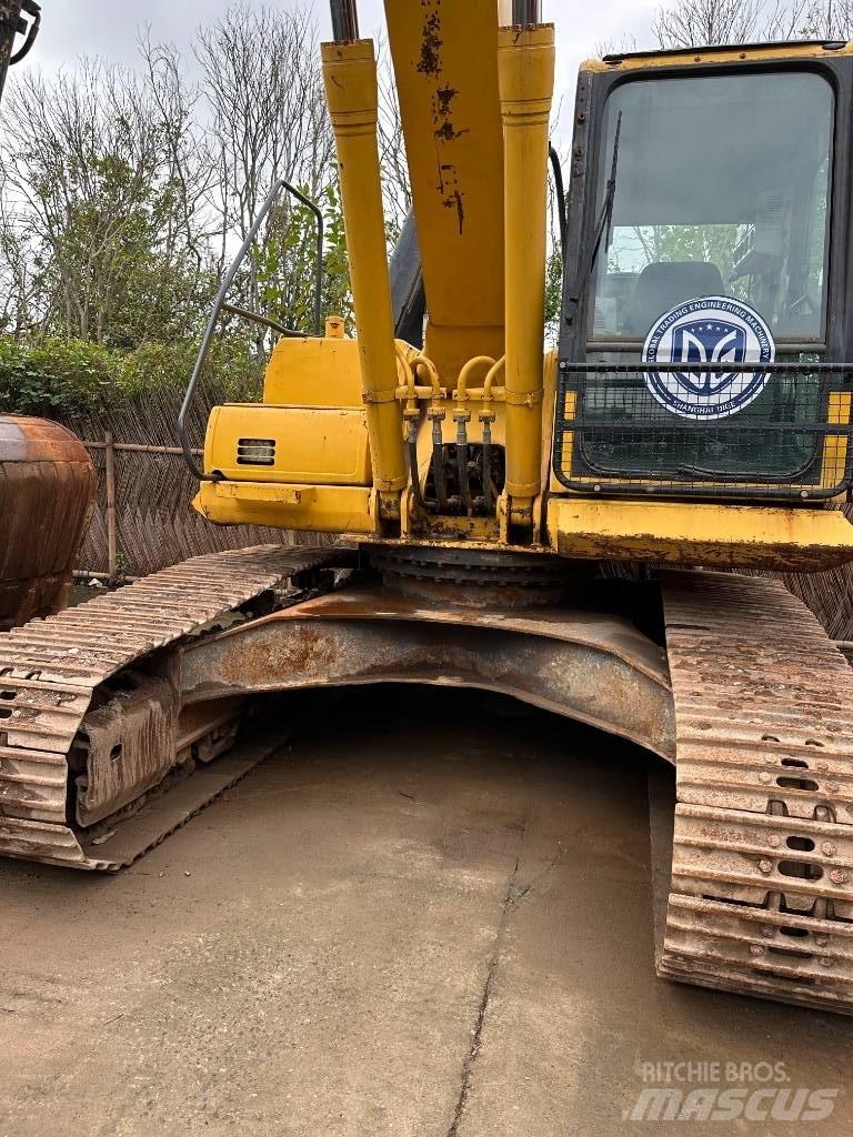 Komatsu PC 220-8 대형 굴삭기 29톤 이상
