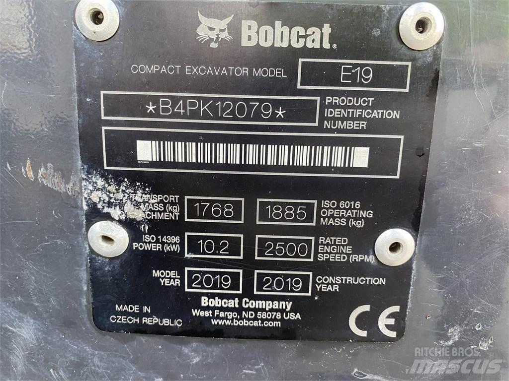 Bobcat E19  휠 굴삭기