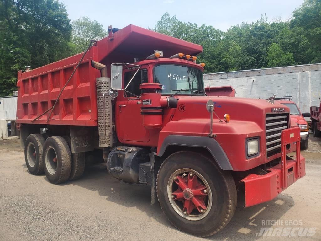 Mack RD 690 SX 덤프 트럭