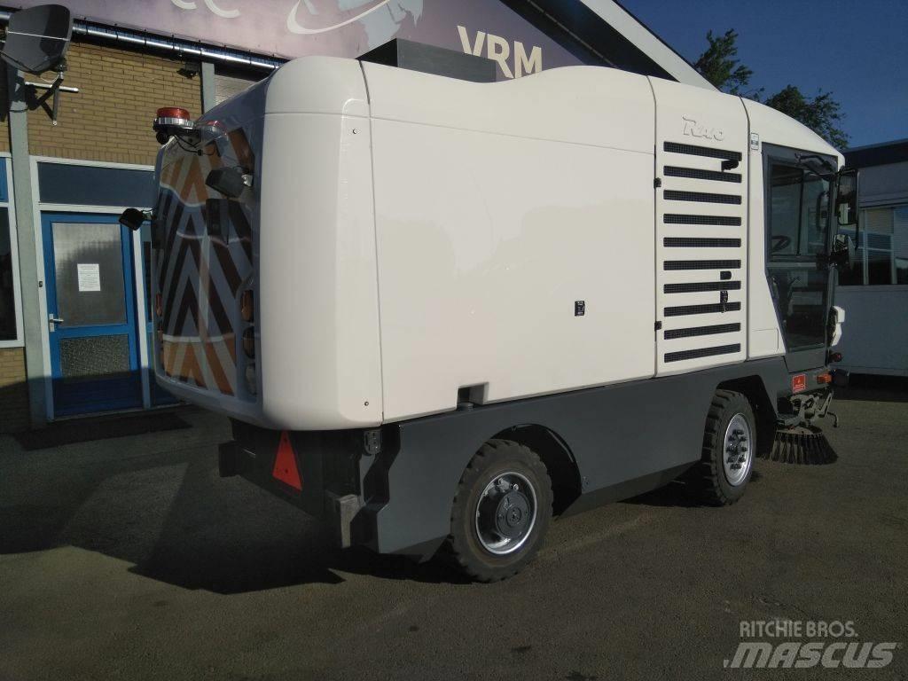 Ravo 530CD 도로 청소차