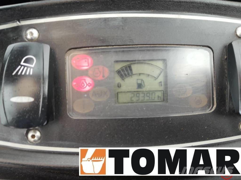 JCB 8018 CTS 소형 굴삭기 7톤 미만