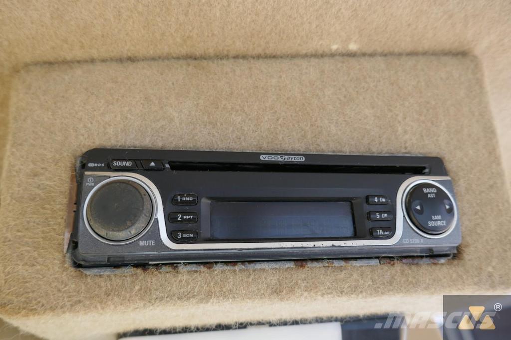 CAT 140H 그레이더