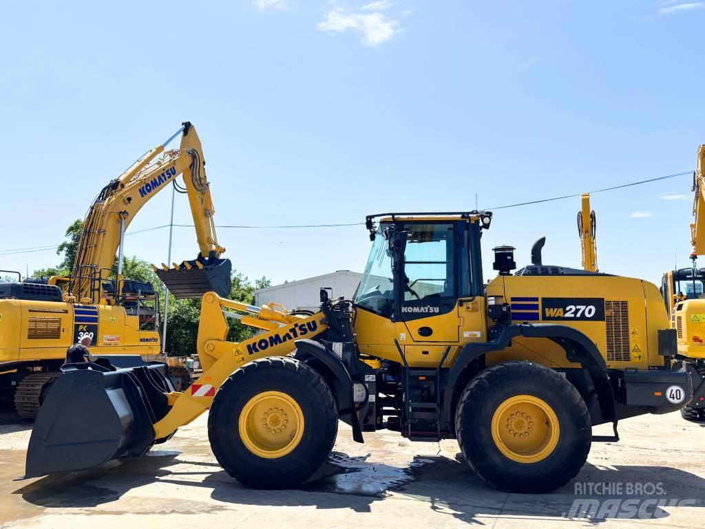 Komatsu WA270-8E0  휠로우더