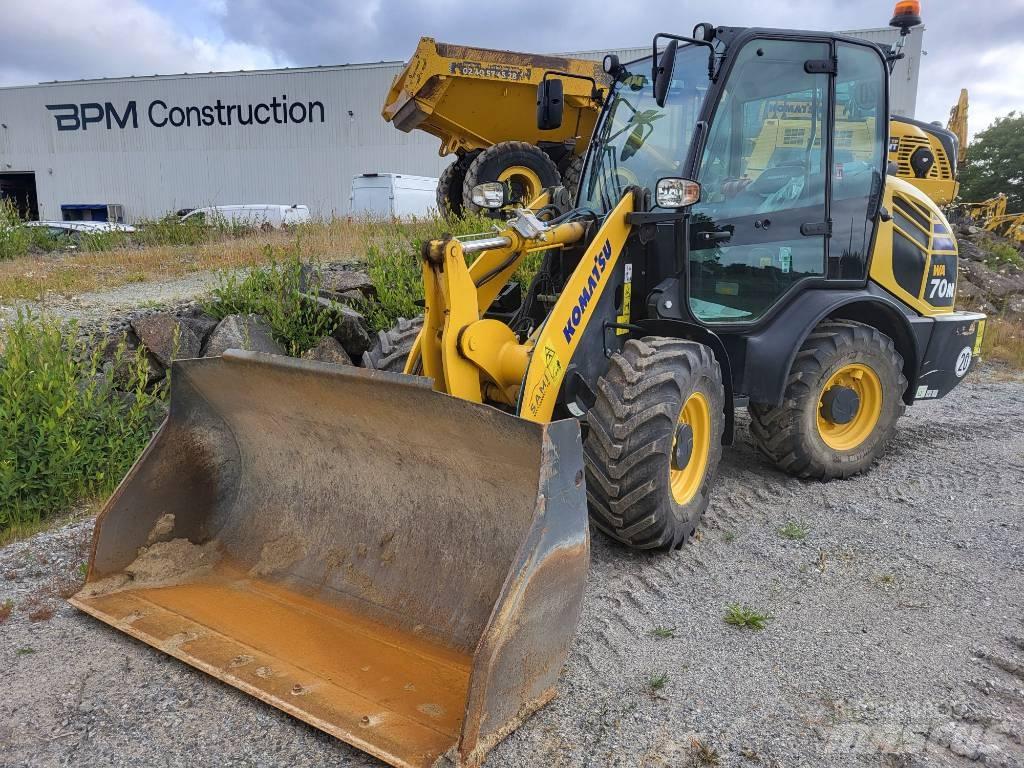 Komatsu WA70M-8  휠로우더
