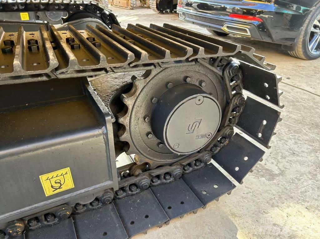 Komatsu PC 70 대형 굴삭기 29톤 이상