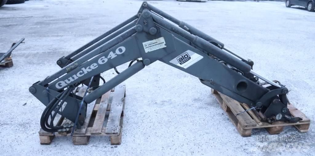 Belarus mtz 820 프론트 로더 및 굴착기