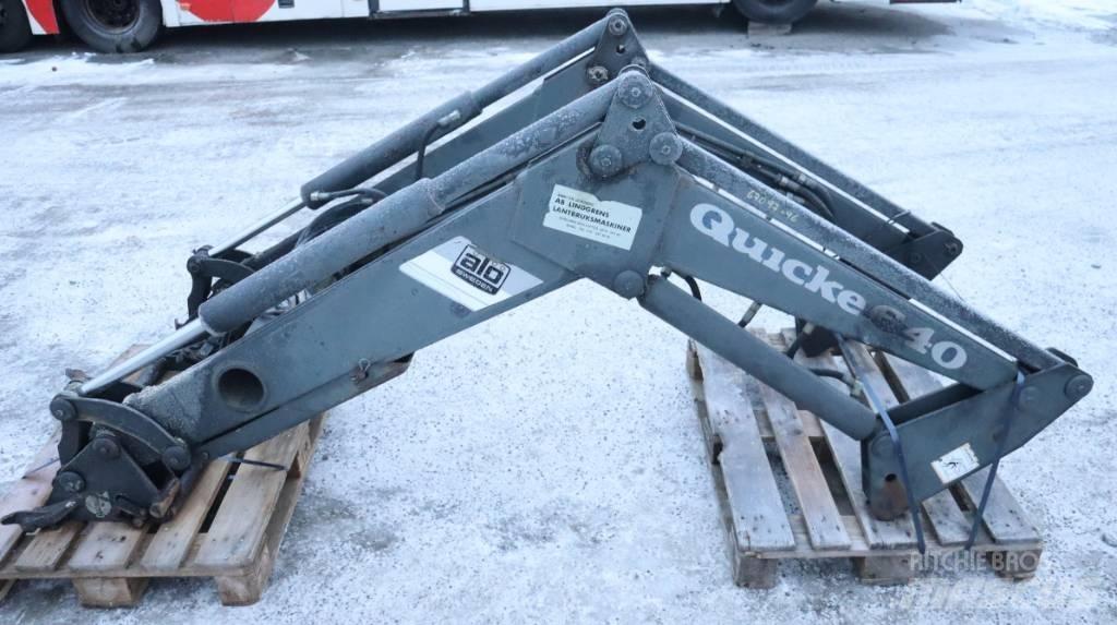 Belarus mtz 820 프론트 로더 및 굴착기