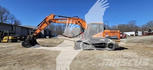 Doosan DX210W  휠 굴삭기