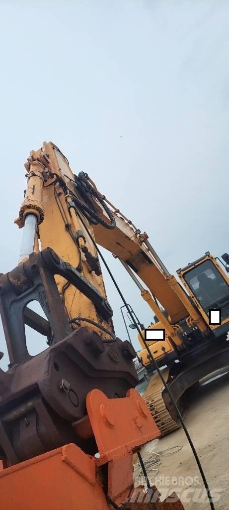 Hyundai Robex 300 LC 대형 굴삭기 29톤 이상