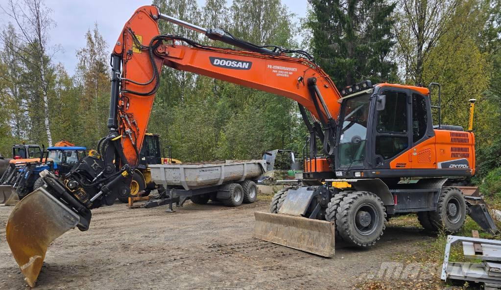 Doosan DX 170 W-5  휠 굴삭기