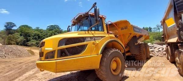 Volvo A 30 G 연결식 홀러
