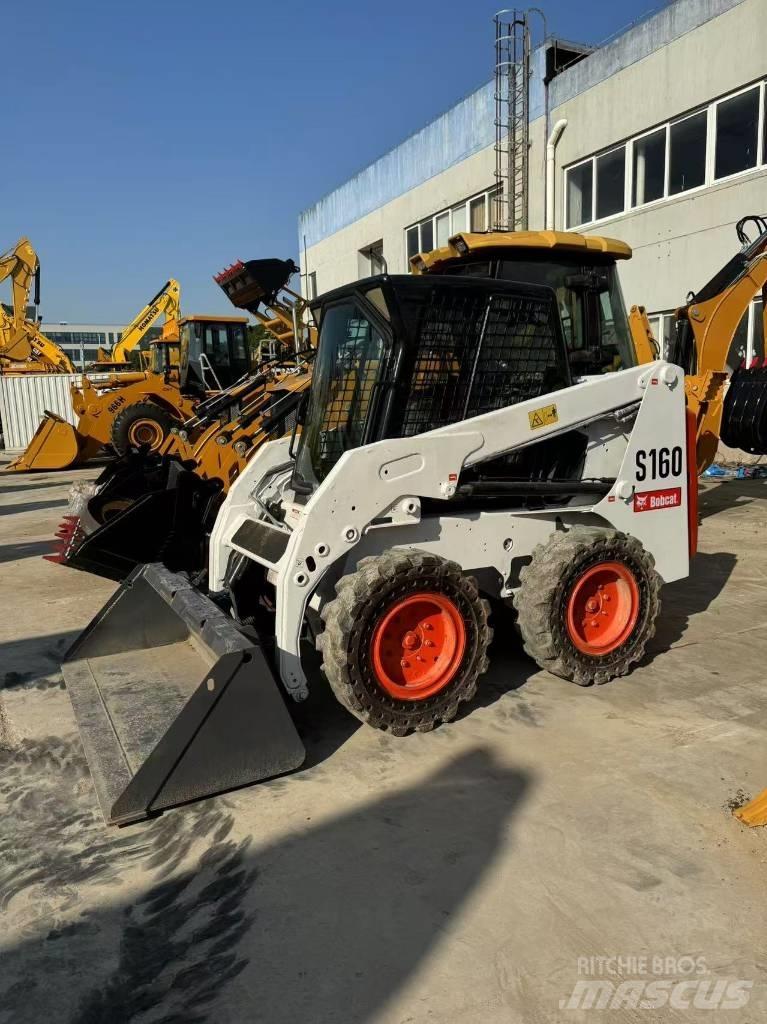 Bobcat S 160  스키드로더