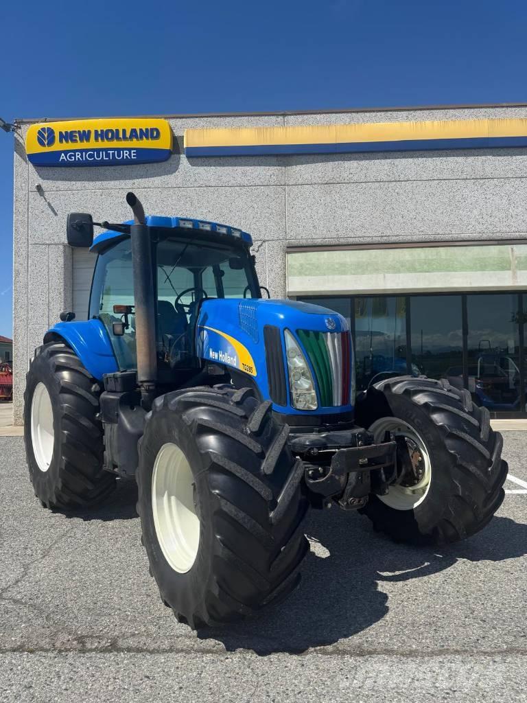 New Holland TG 285 트랙터