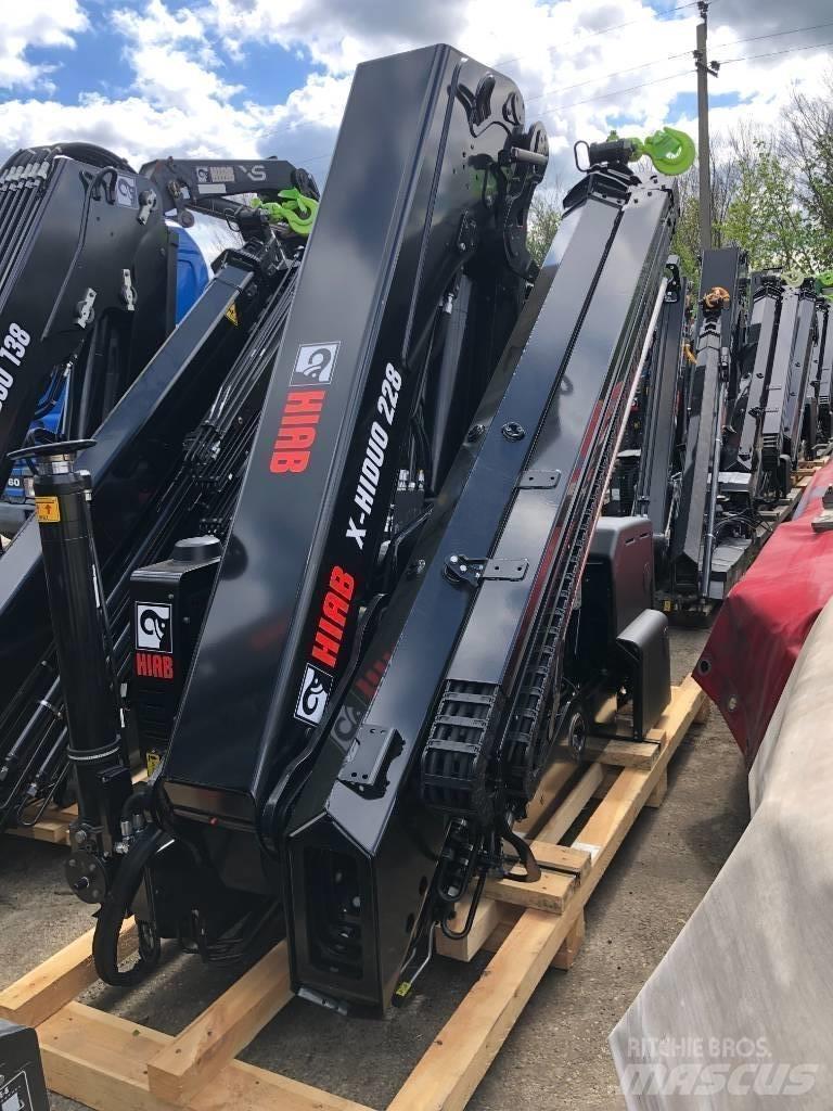 HIAB X-HiDuo 228 E-4 로더 크레인