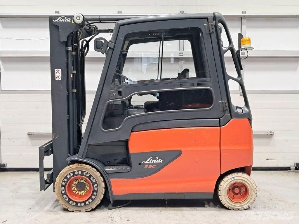 Linde E30HL-01/600 전동 지게차