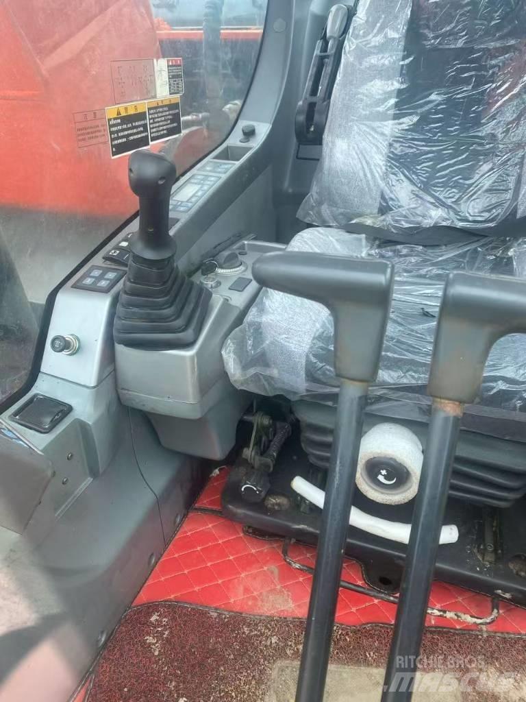Doosan DX 225 LC 대형 굴삭기 29톤 이상