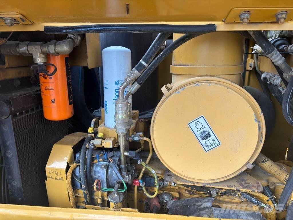 CAT D 6 N LGP 크롤러 도저