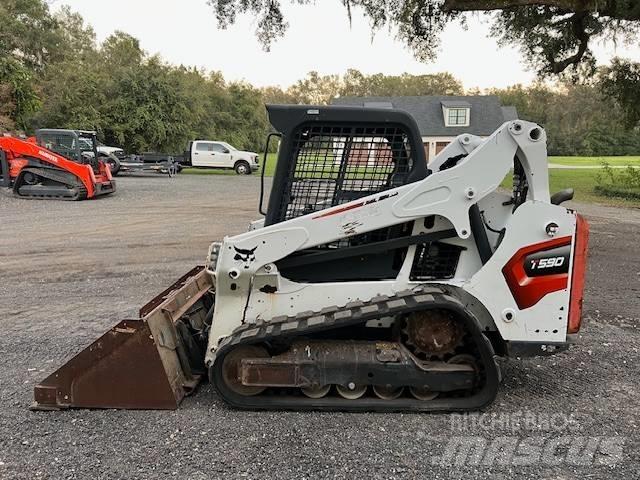 Bobcat T 590  스키드로더