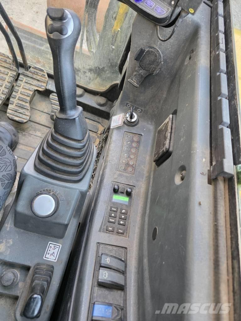 New Holland E60C 소형 굴삭기 7톤 미만