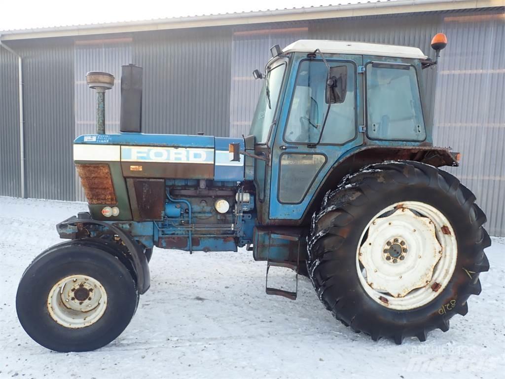 Ford 8210 트랙터