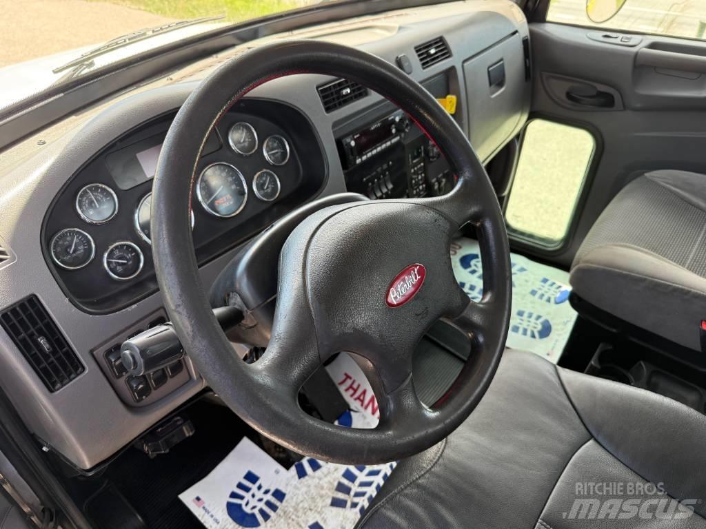 Peterbilt 348 회수 차량