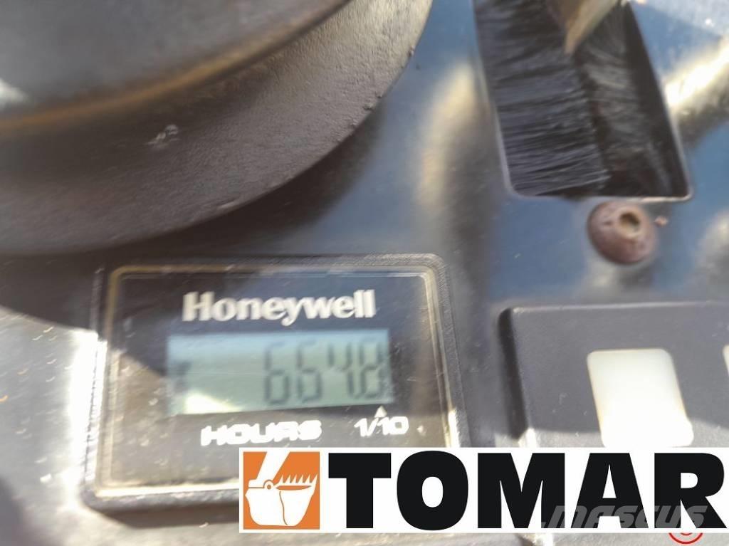 JCB 8008 CTS 소형 굴삭기 7톤 미만