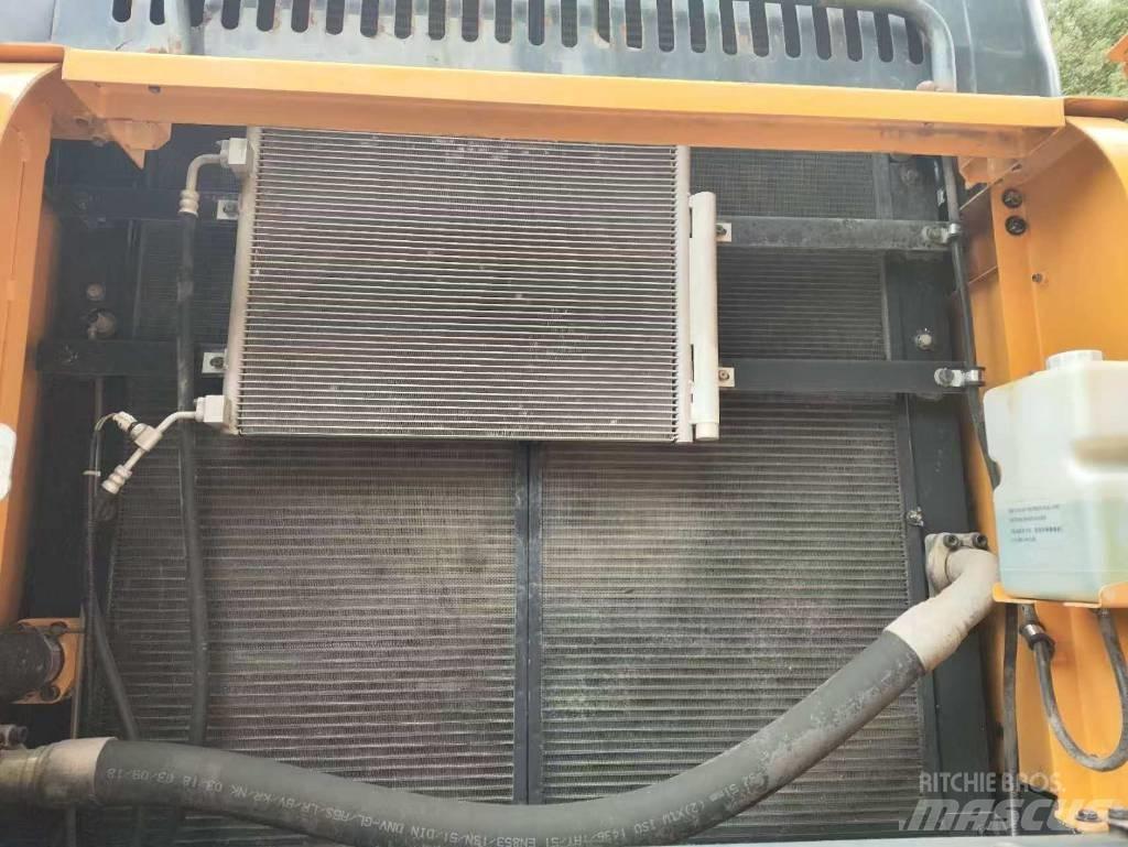 Hyundai R520LC-9 대형 굴삭기 29톤 이상