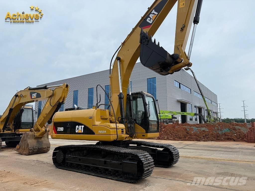 CAT 320 D 대형 굴삭기 29톤 이상