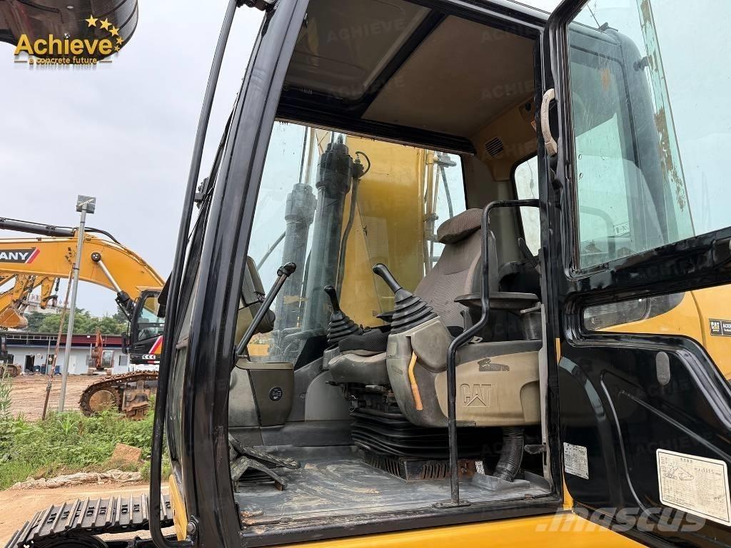 CAT 320 D 대형 굴삭기 29톤 이상