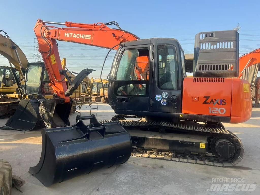 Hitachi ZX 120 대형 굴삭기 29톤 이상