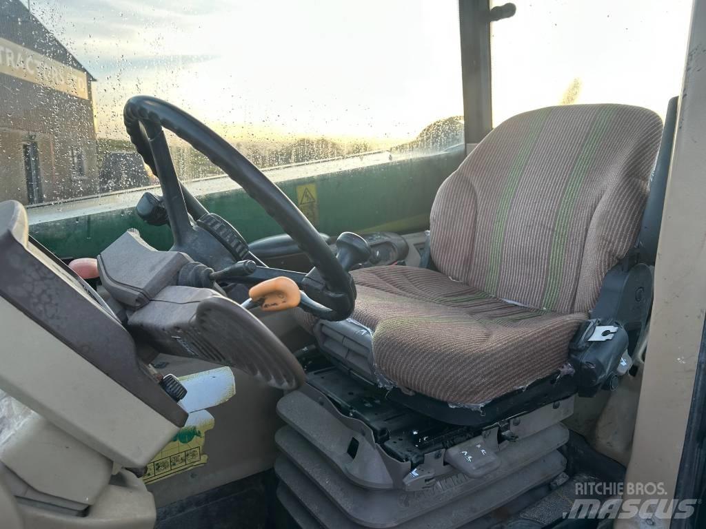 John Deere 3200 텔러 핸들러