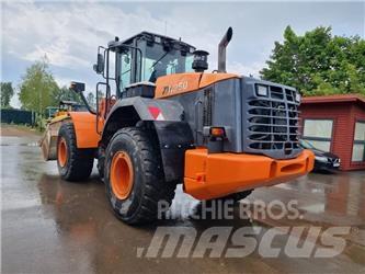 Hitachi ZW 250  휠로우더