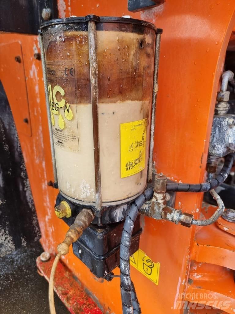 Hitachi ZW 250  휠로우더