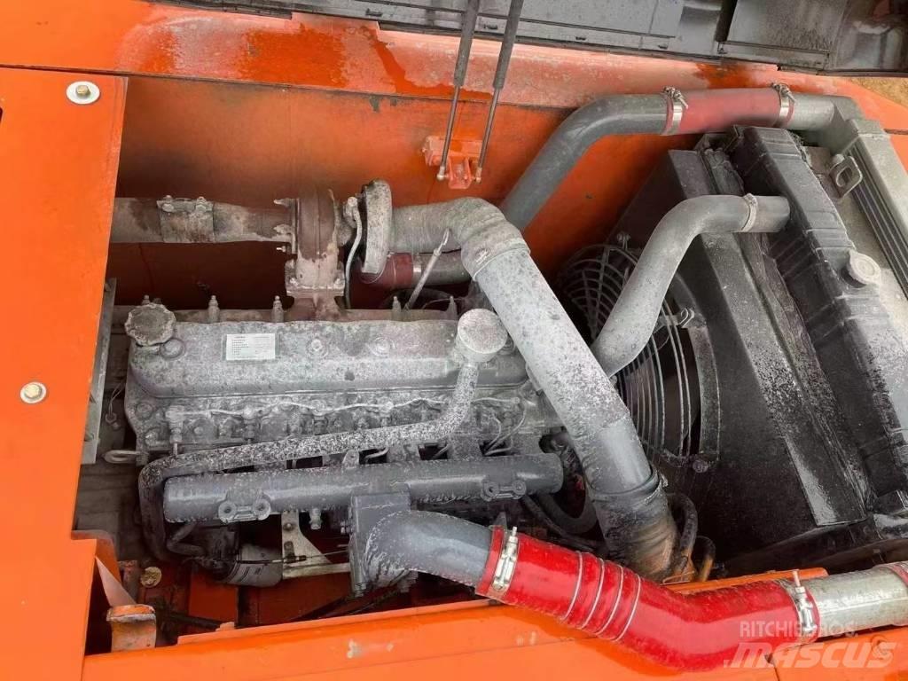 Doosan 225-7 대형 굴삭기 29톤 이상