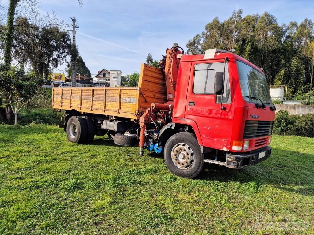 Volvo FL7 덤프 트럭