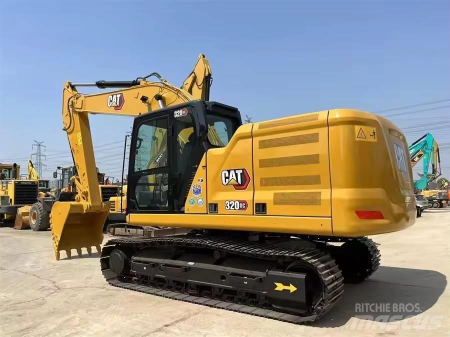 CAT 320 GC 대형 굴삭기 29톤 이상