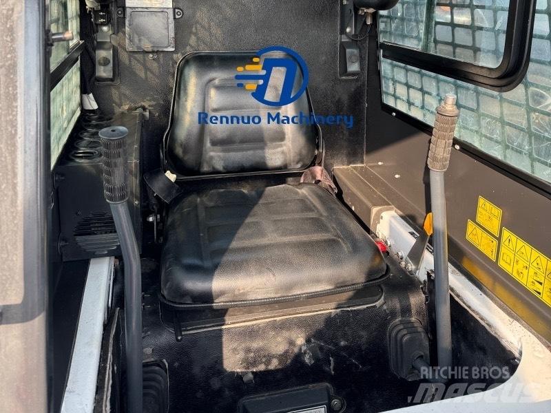 Bobcat S 130  스키드로더