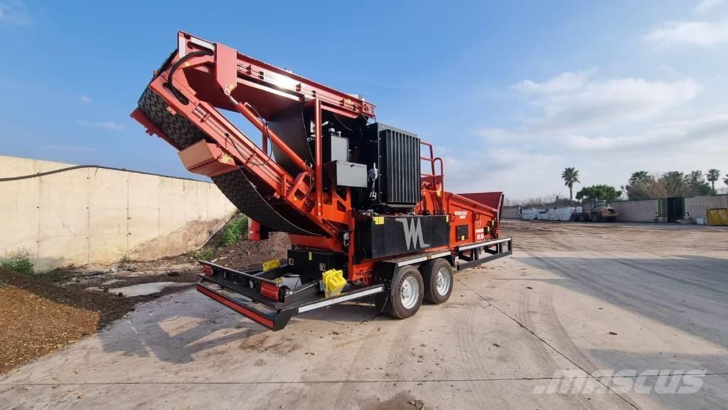 Morbark WH 2400XP 톱밥제조기