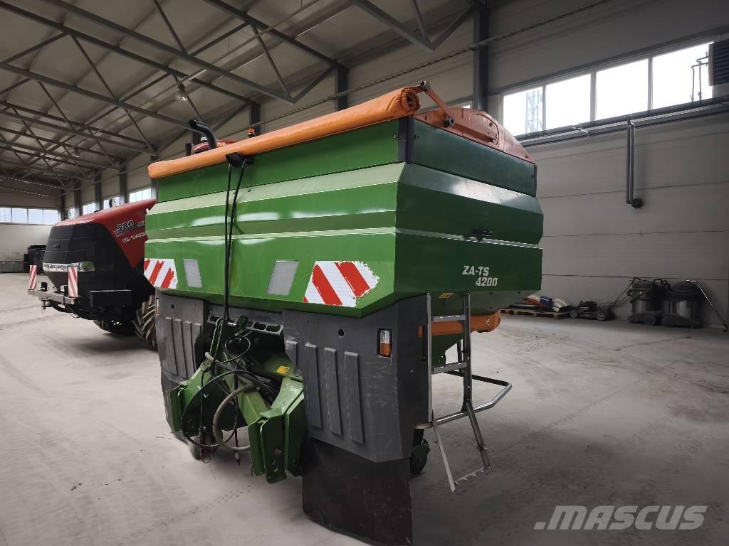 Amazone ZA-TS 4200 미네랄 살포기