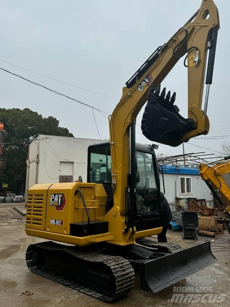 CAT CAT305.5 소형 굴삭기 7톤 미만