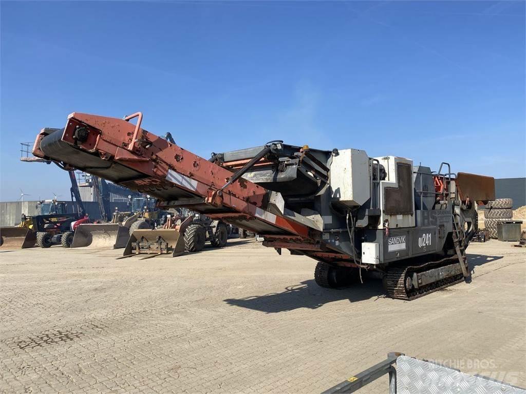 Sandvik QJ241 채석장 및 노천광산 굴착기