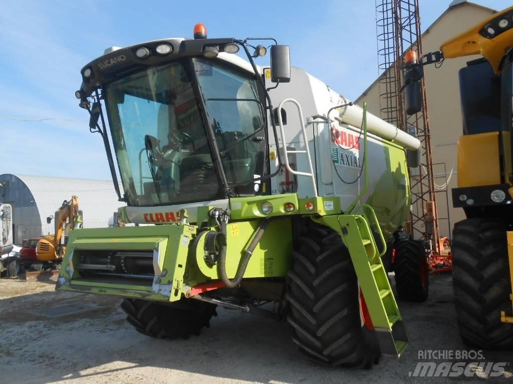 CLAAS Tucano 440 콤바인 수확기