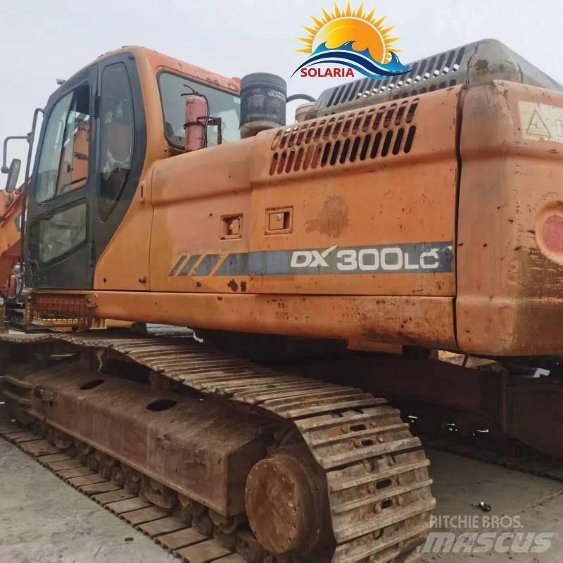 Doosan DX 300 LC 대형 굴삭기 29톤 이상