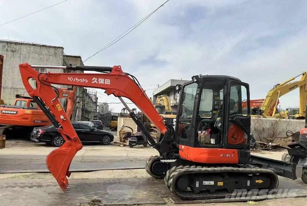 Kubota 163 대형 굴삭기 29톤 이상