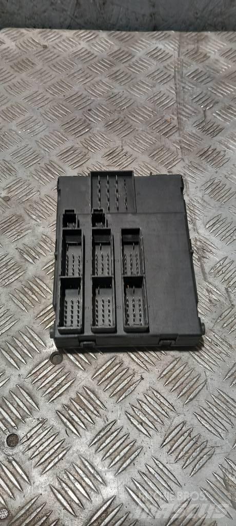 MAN TGX 18.440 일렉트로닉스